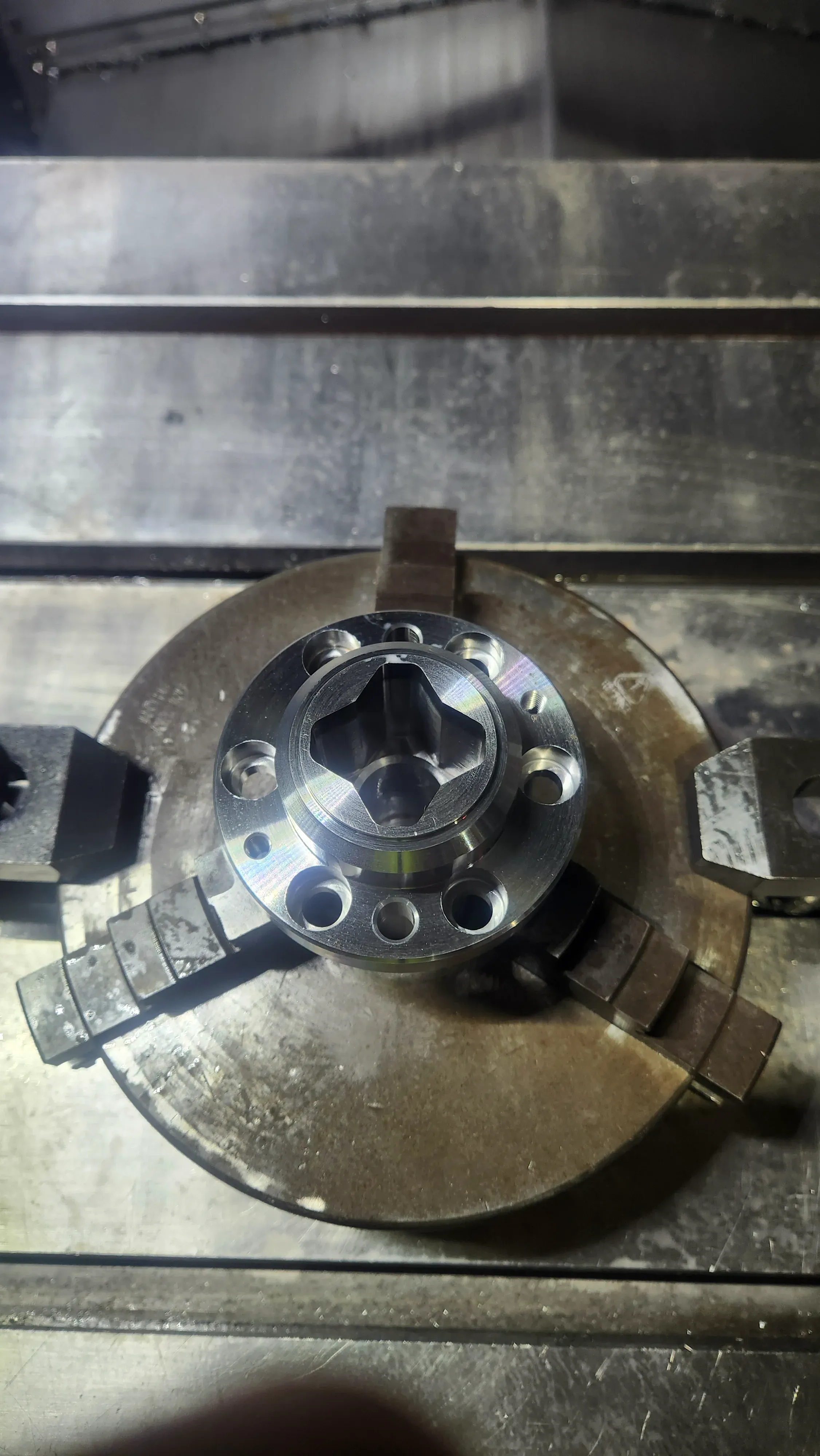 Flanged hub with hexagonal bore set up on the machine table