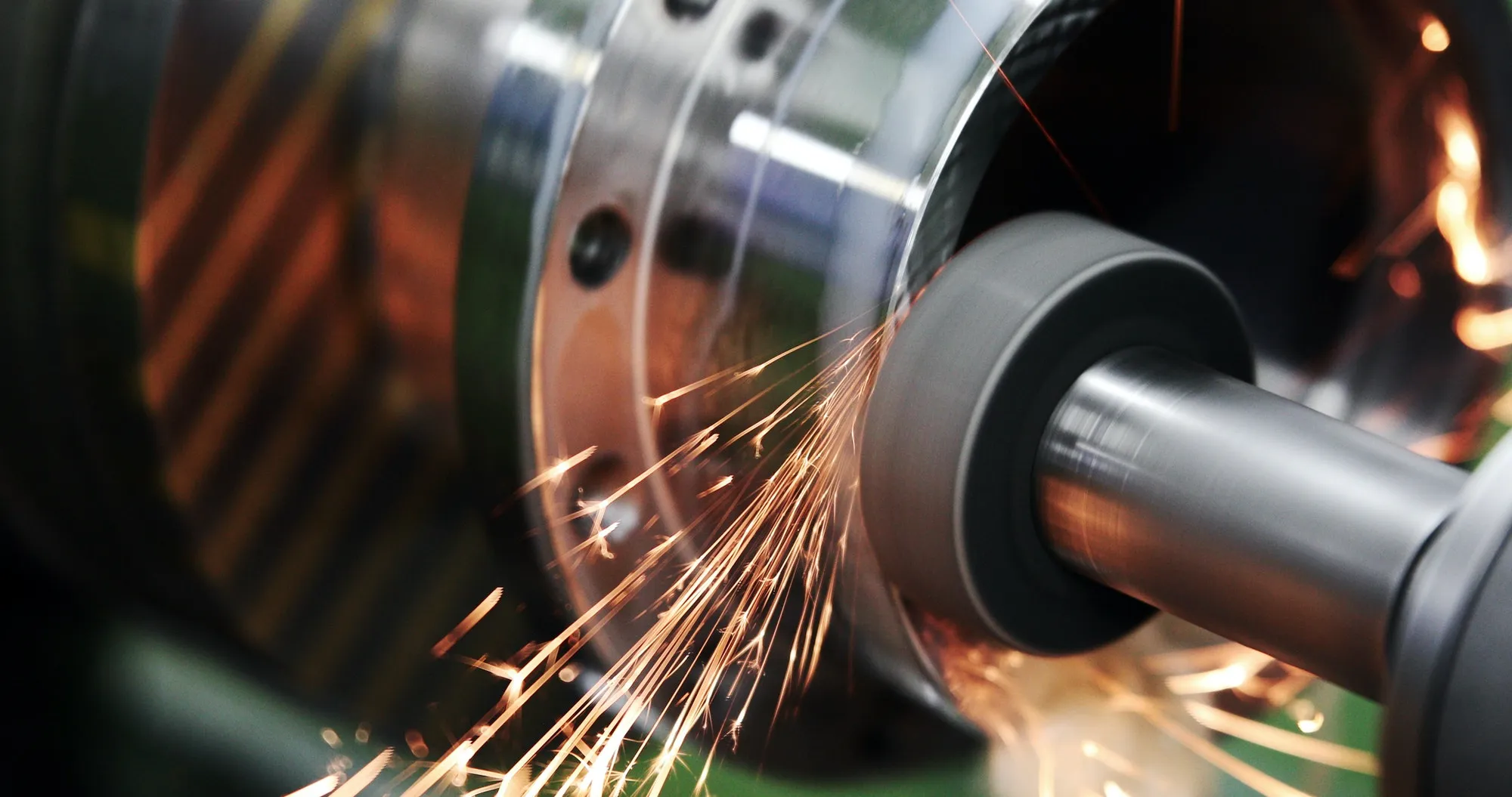 Cylindrical grinding setup in our workshop